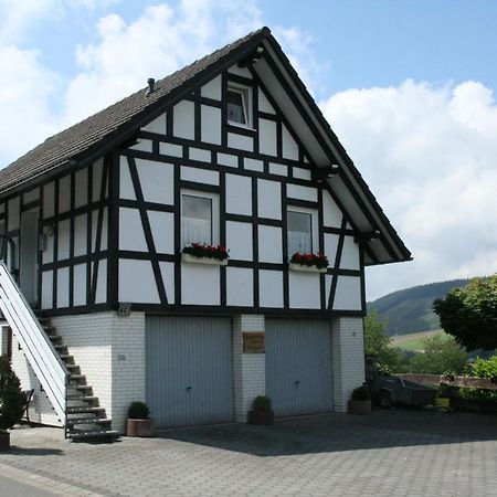 Ferienhaus Zur Ennest Schmallenberg Exterior photo